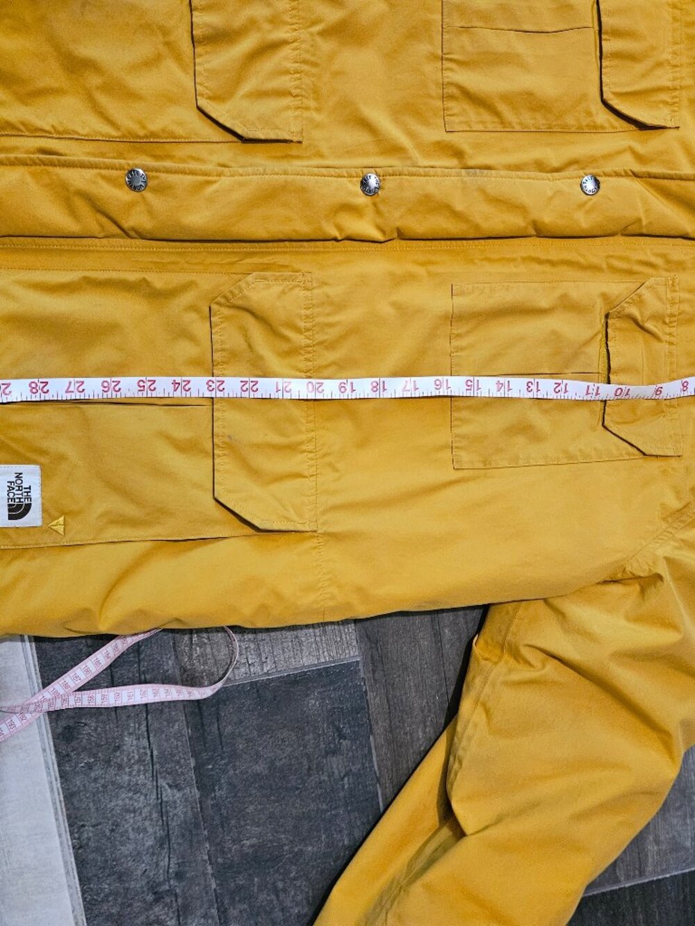 The North Face Winter Men's Jacket and Coat with hood. - Picture 2 of 8